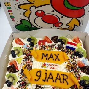 Kindertaart 4,00 euro extra per taartsoort